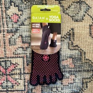 NWT Gaiam Yoga Socks